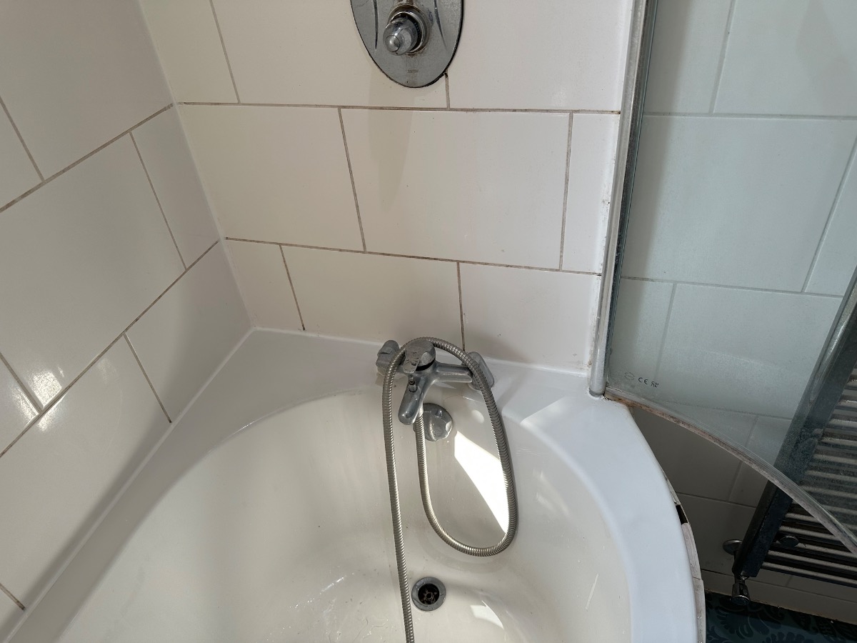 Tiler: Image 1